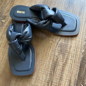 Maeve Puffy Knotted Sandals Navy Sz7